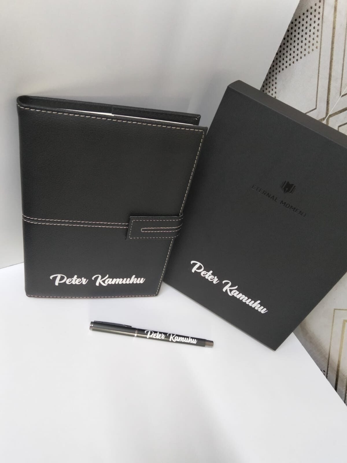 BRANDING NOTEBOOK