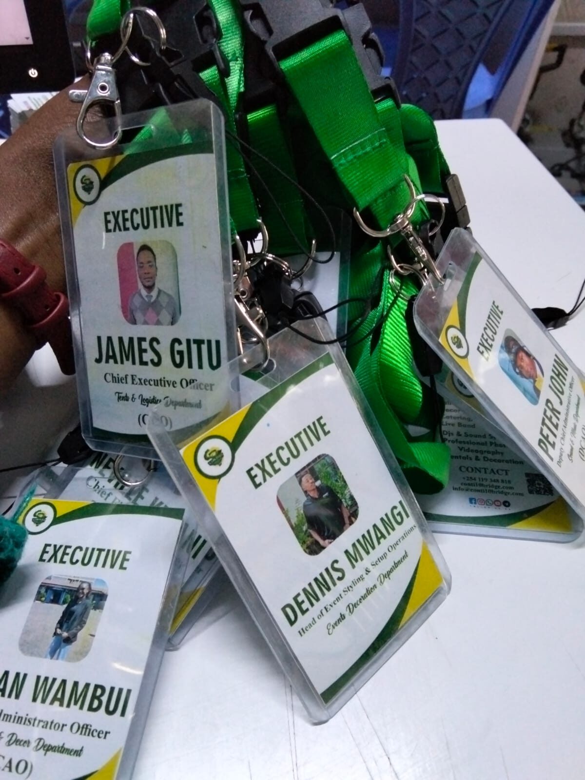 BRANDING NAMETAGS