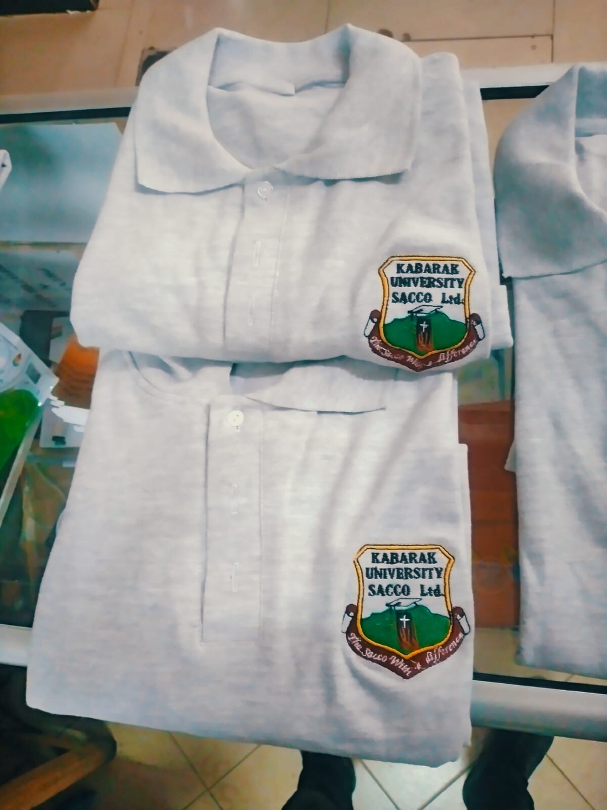 BRANDED TSHIRTS