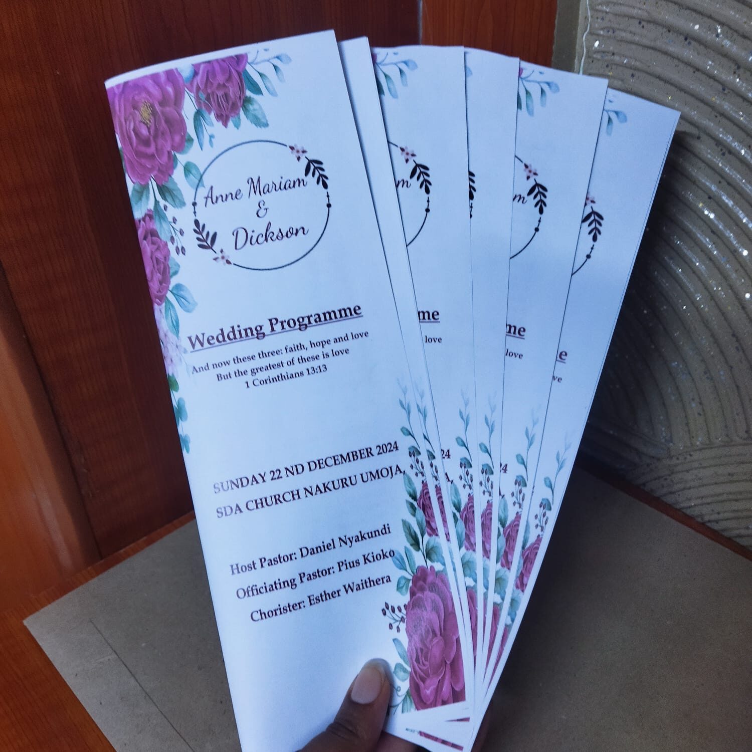 DESIGN AND PRINTING WEDDING CARDS